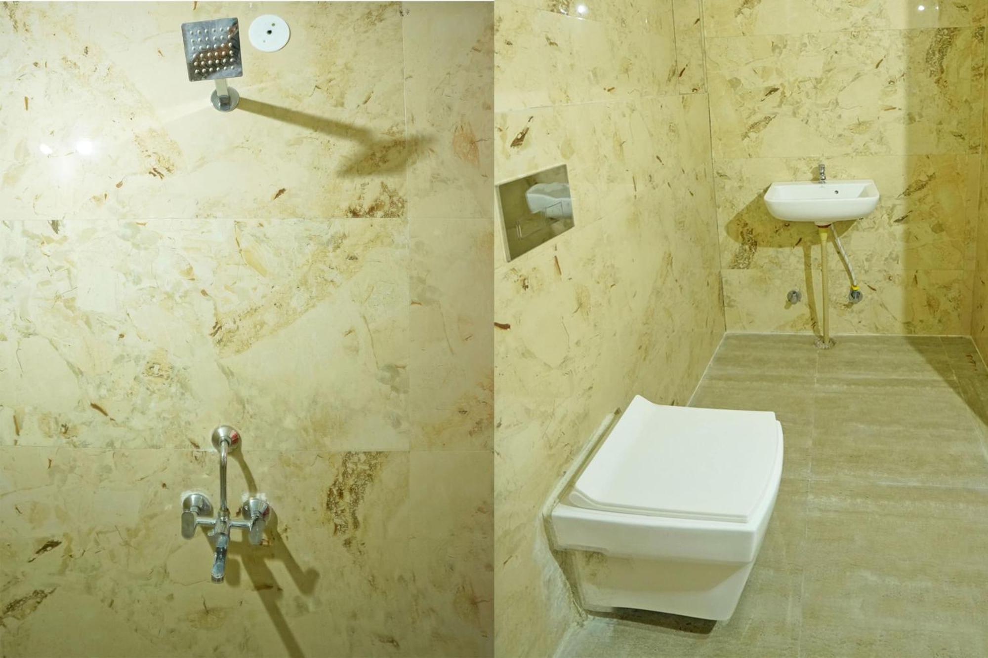 Rāipur Hotel O Ss Palace מראה חיצוני תמונה